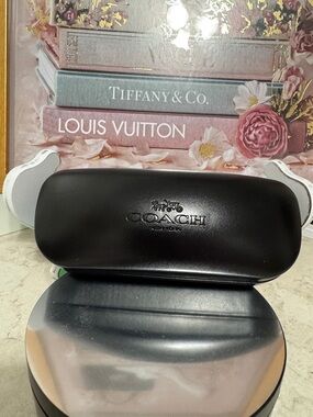 COACH Black Leather Eyewear Case with Embossed Logo and cleaning cloth - New